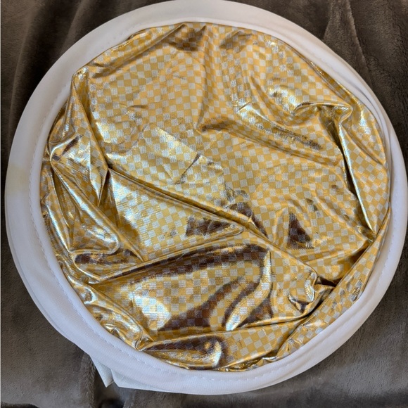 Cameron Camera Reflector - Picture 2 of 3